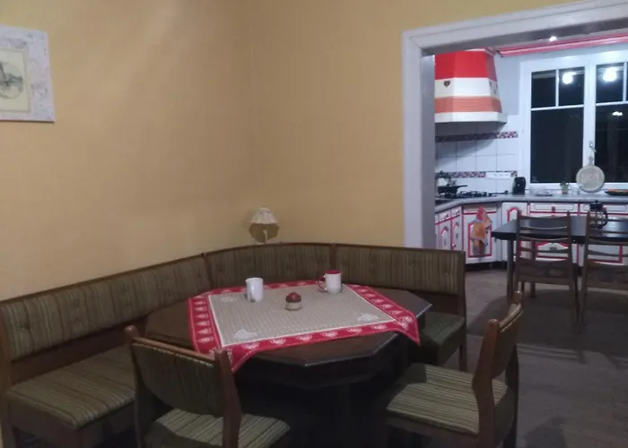 D Hotes Dans Un Ecrin De Verdure * Dambach